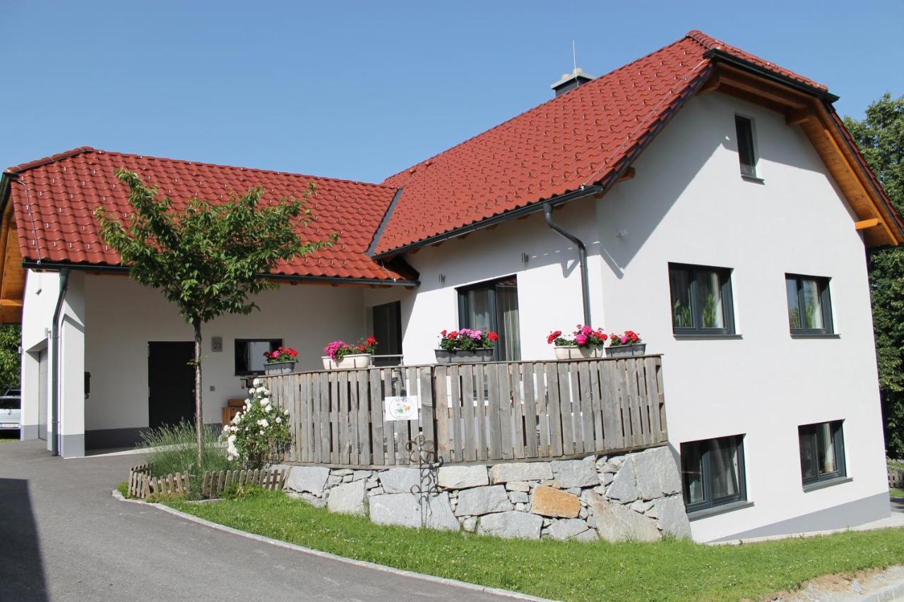 Desl'S Little Farm Apartman Waldburg Kültér fotó